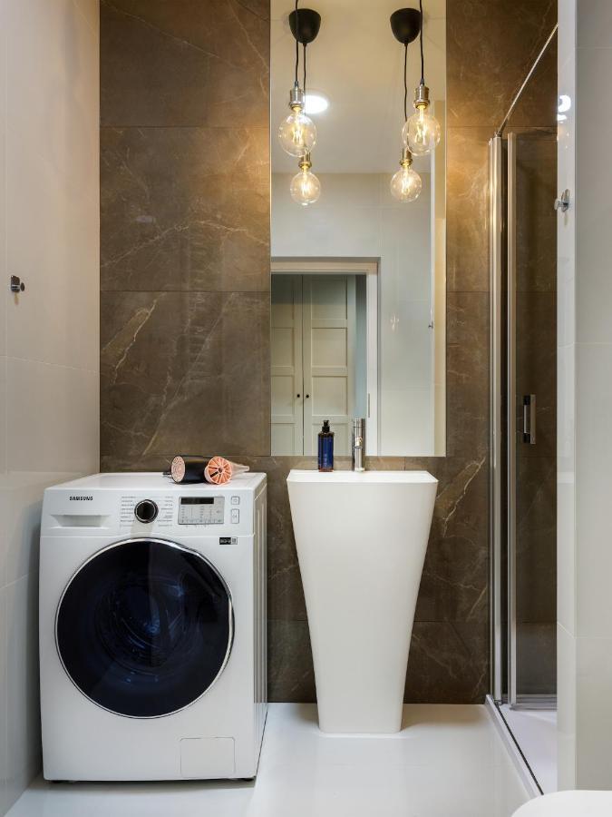 Tyzenhauz Rakowicka Street Apartment Krakow